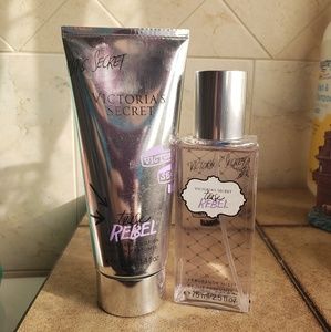 NWOT Victoria's Secret Body Spray and Lotion Set